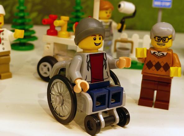 lego sedia rotelle